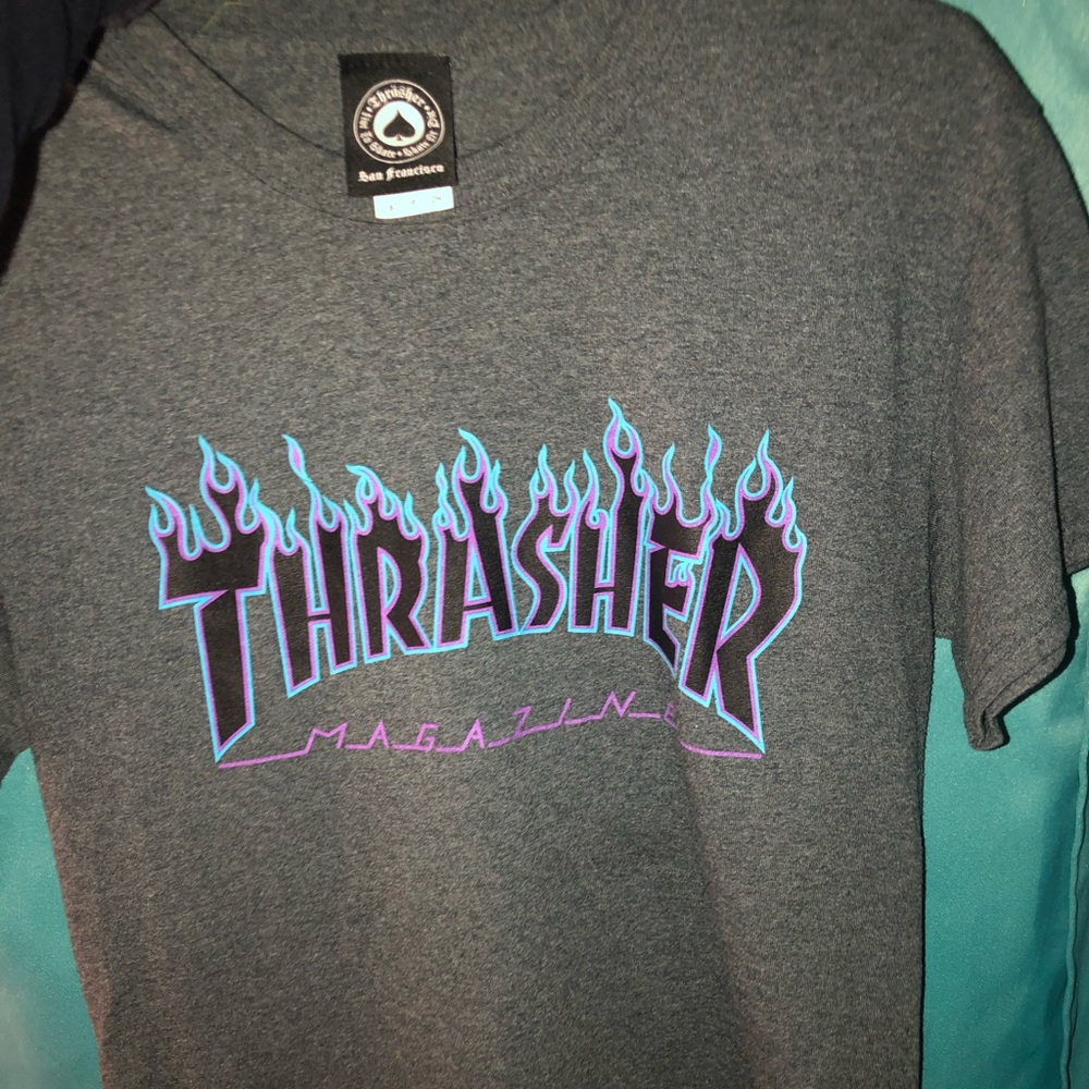 Grey thrasher shirt